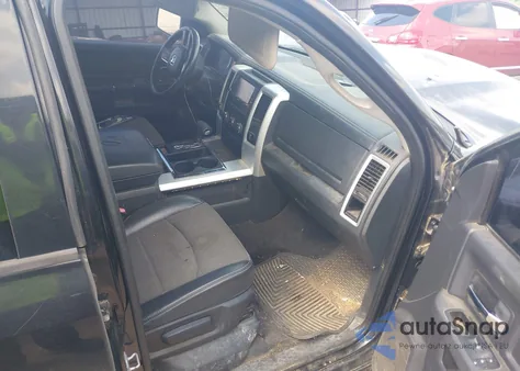 2010 Dodge Ram 1500 Slt/Sport/Trx z USA, uszkodzony, nr VIN 1D7RV1CT9AS262051